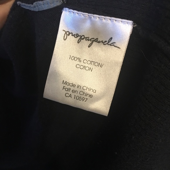 BOGO🌟EUC M Black Propaganda Cardigan - Picture 4 of 4